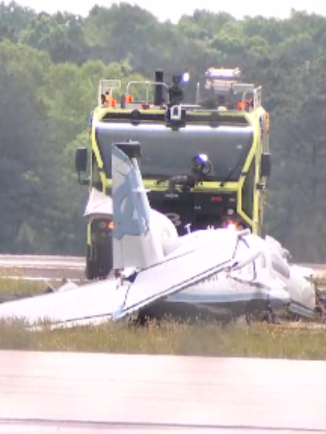 Small plane crash closes Raleigh-Durham International Airport on Wednesday Morning